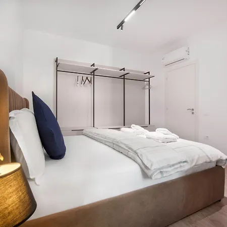 Sea View, 120 M To & 250 M To Promenade Apartment Sarande